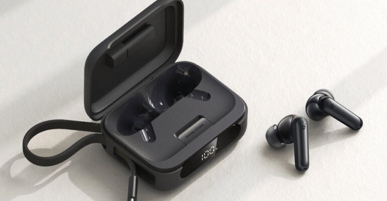 Anker’s new wireless earbuds come with a case that can also charge your phone