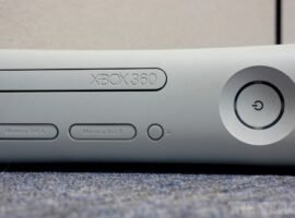 The Xbox 360 dashboard just got updated… to advertise newer Xboxes