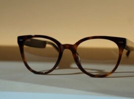Amazon drivers could be wearing AR glasses with a built-in display next year