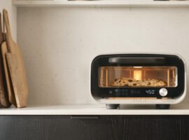 Ooni’s newest pizza oven adds AI to your slice