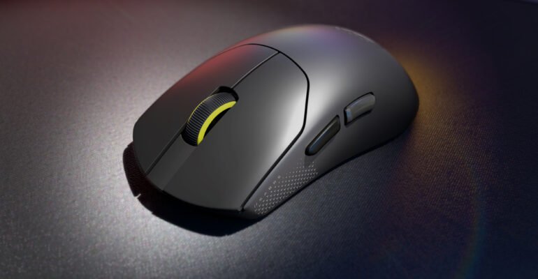 Corsair’s new gaming mouse is as lightweight as $.35 in nickels