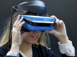 Xbox engineer brings Windows Mixed Reality headsets back to life