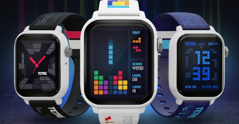 This smartwatch lacks notifications but will still distract you with Tetris