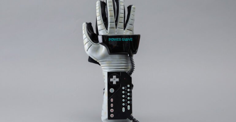 The terrible Nintendo controller that helped make VR happen
