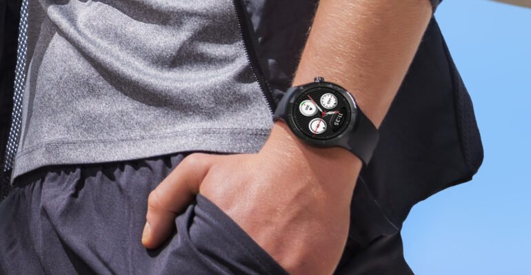 Motorola’s latest smartwatch promises 13-day battery life and Polar-powered health tracking