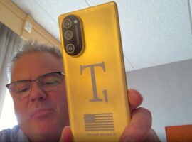 trump-mobile-t1-phone-eric-thomas-design-reveal-first-look