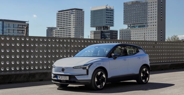 Two more EVs for the trash heap: Volvo EX30 and Honda Prologue