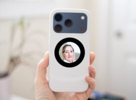 I wish this selfie phone case was better for selfies