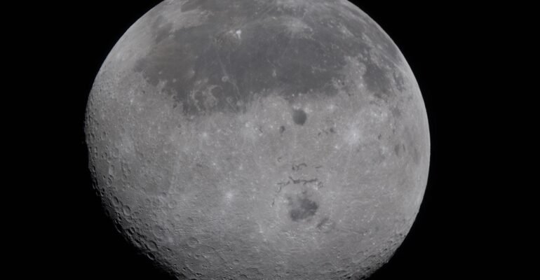 Artemis II astronauts break a record, name a crater