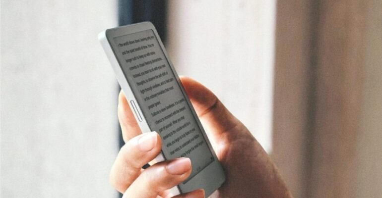 Boox’s tiny Picco e-reader should land in November