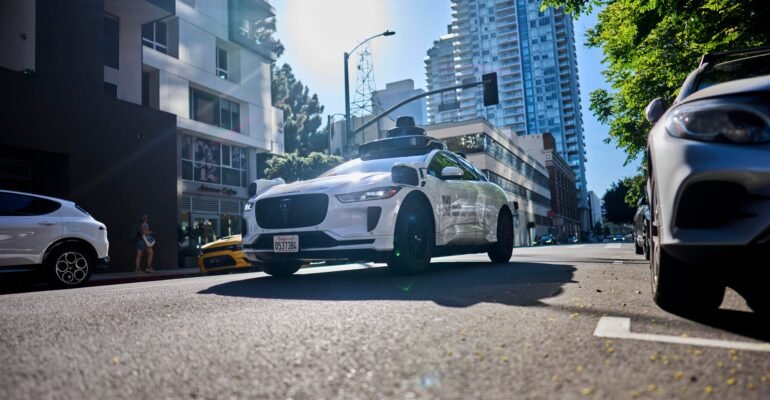Waymo pulls over, calls cops on riders with a ghost gun
