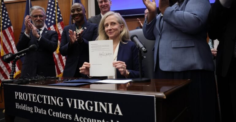 Virginia governor creates an AI task force and moves to restrain data centers