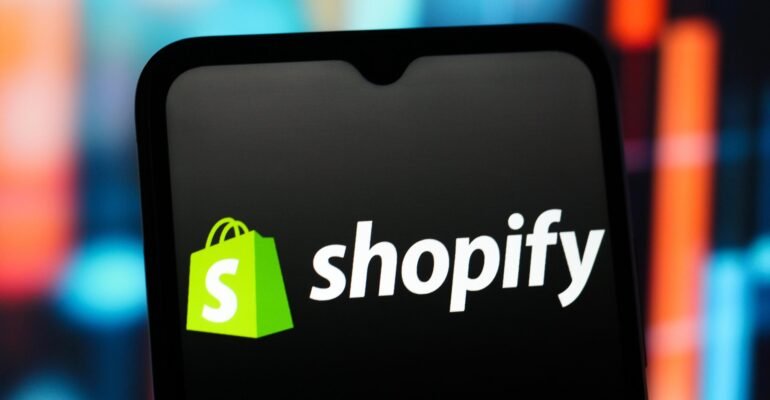 Shopify opens its catalog up to more AI agents